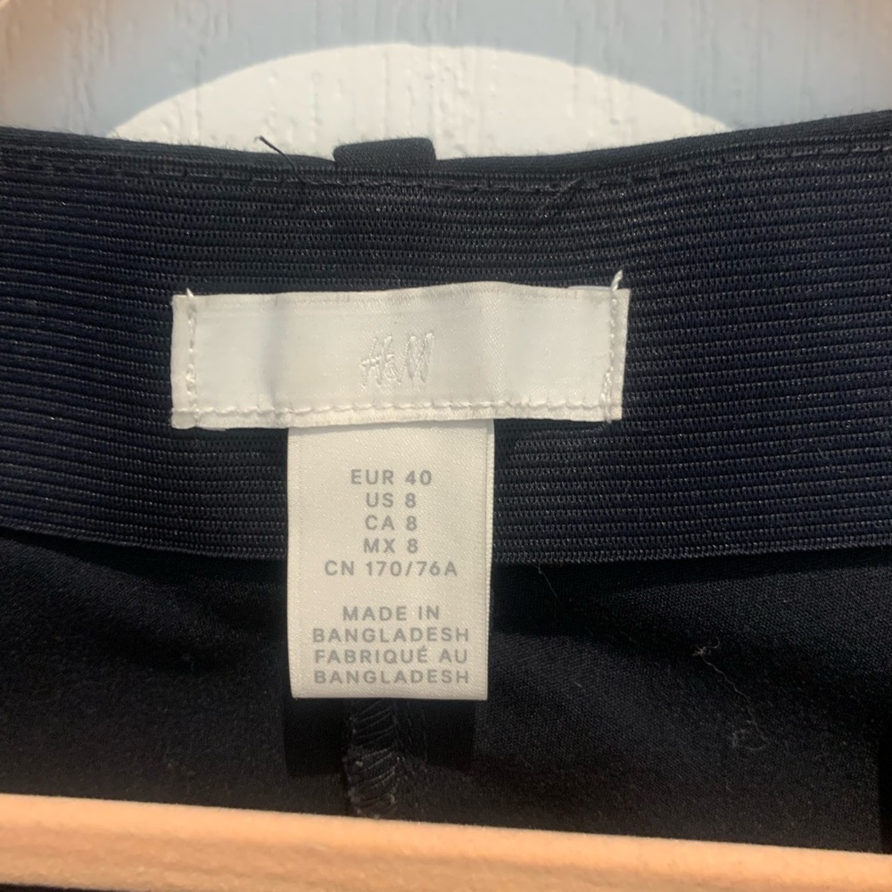 H&M slacks - Picture 2 of 4